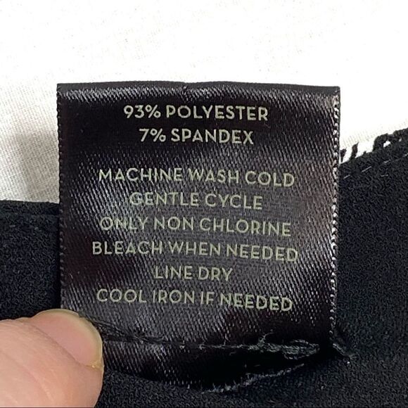 Ann Taylor factory black and white floral shorts size 0 - Picture 10 of 16